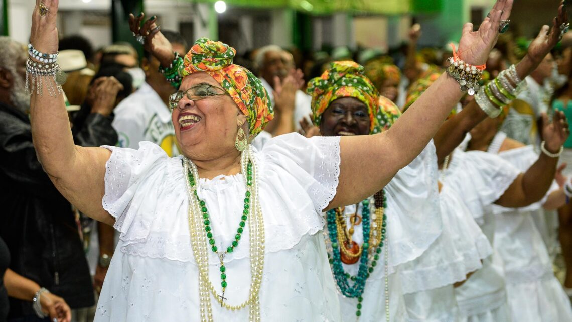 Mocidade realiza grande ensaio de Carnaval e festa nesta segunda