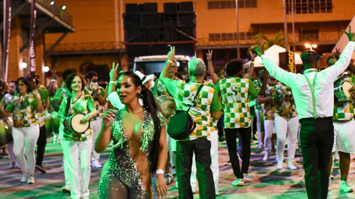 Império da Tijuca realiza super ensaio na Conde de Bonfim no próximo domingo