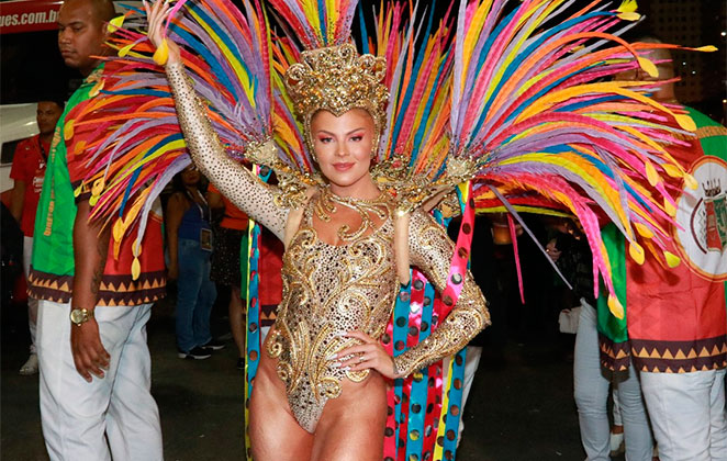 Luisa Sonza estreia no carnaval do Rio