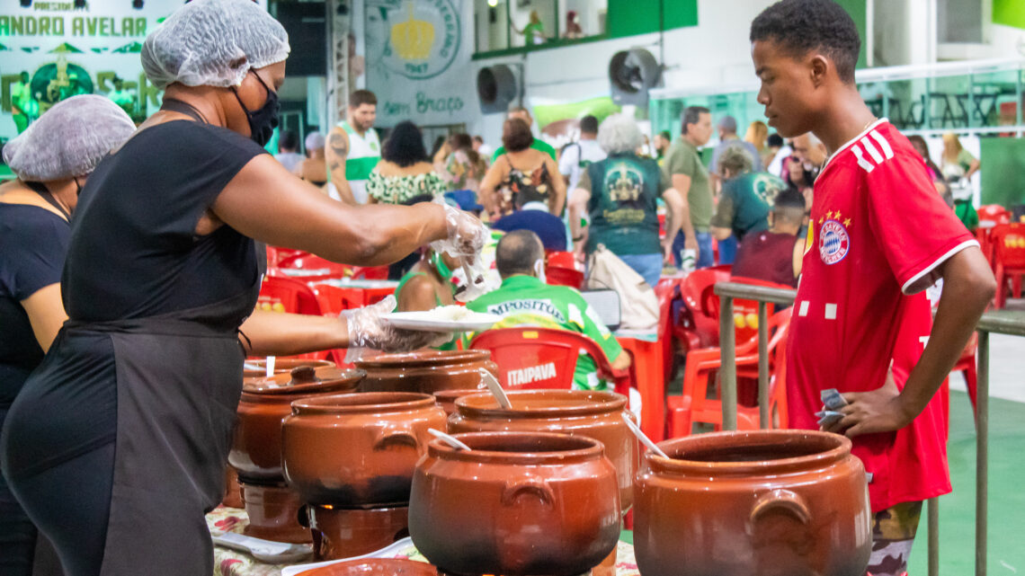 Vou Pro Sereno e Beija-Flor são as atrações da Feijoada Imperial de sábado