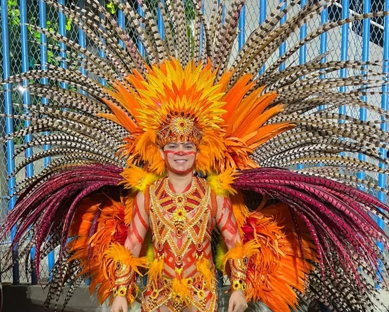 Juarez Souza estreia como rei de bateria na Sossego