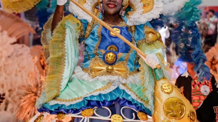 Escola de Samba Vizinha Faladeira divulga protótipos para Carnaval 2024