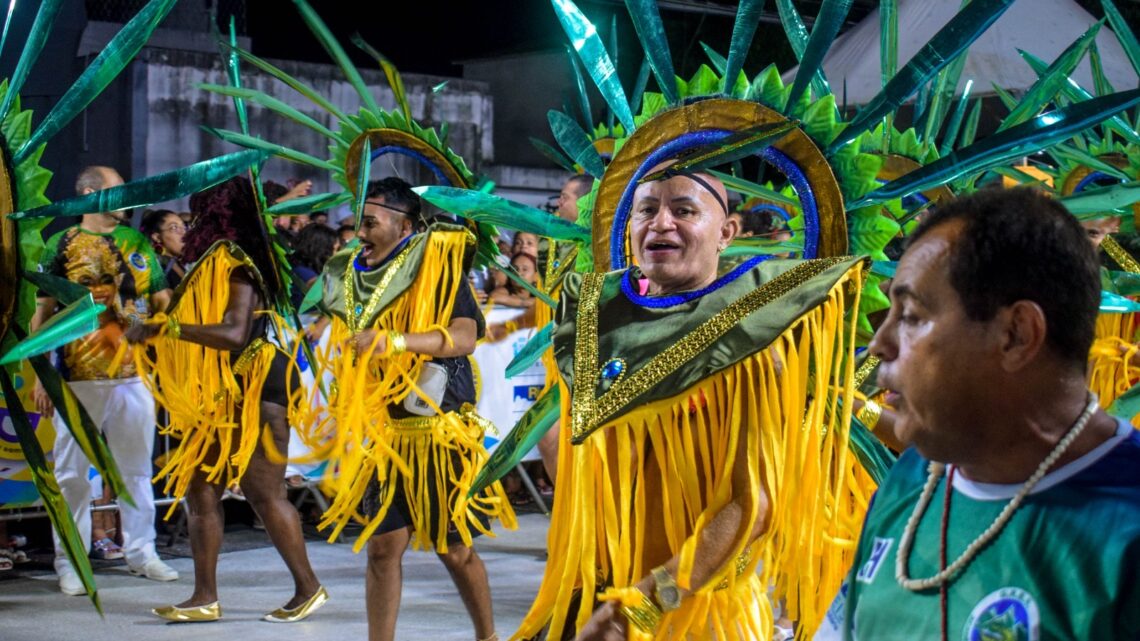 Acadêmicos de Jacarepaguá inscreve novos componentes para desfile de 2024