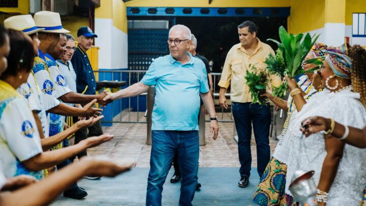 Com a benção dos mais velhos, Unidos da Tijuca recebe onze sambas concorrentes para o Carnaval 2025