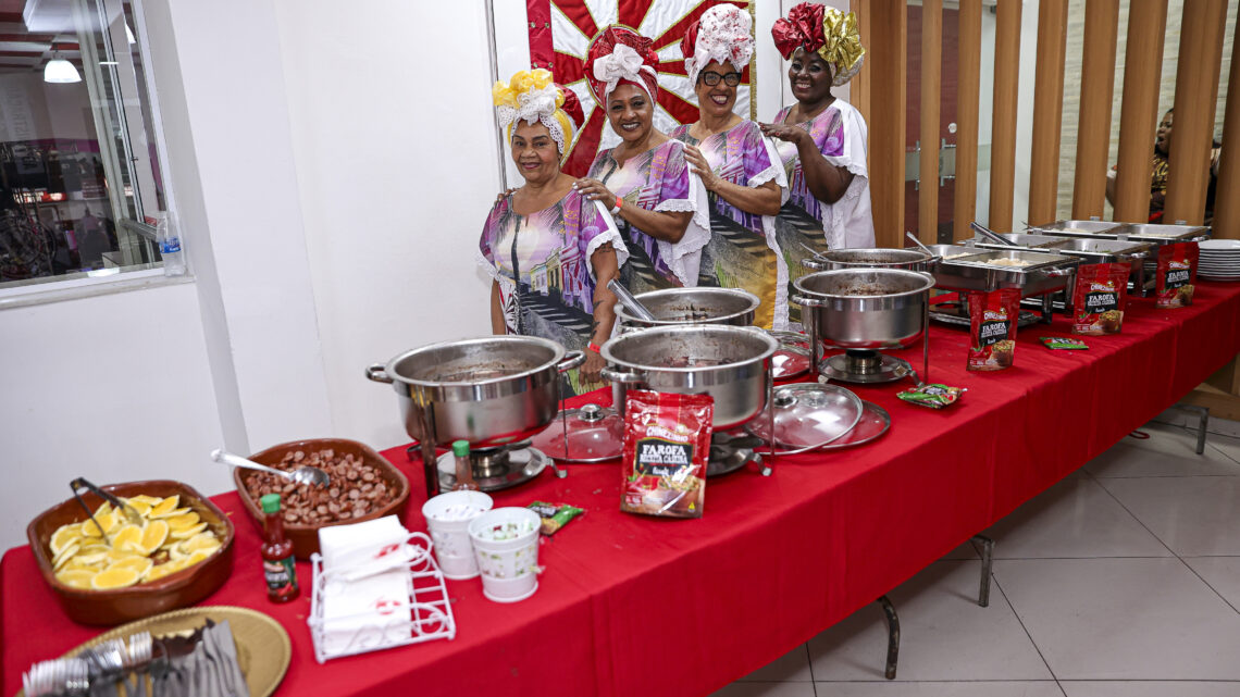 Acadêmicos do Salgueiro realiza Feijoada neste domingo com shows de Mumuzinho, Flavia Saoli e Dunga