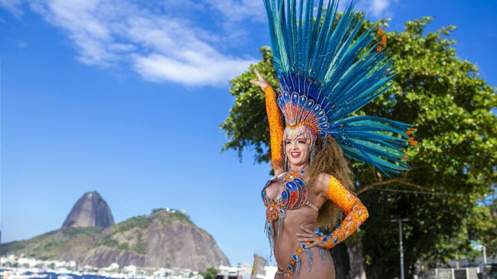 Kamila Forysiak é a nova musa da Em Cima da Hora para o Carnaval 2026
