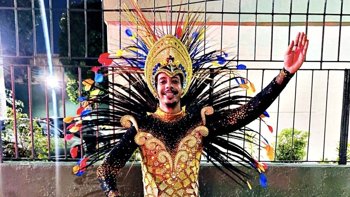 Felipe Solera retorna ao posto de 1º mestre-sala da Novo Império