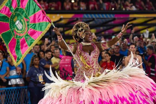 52700258590 c1ed3ae0fc c